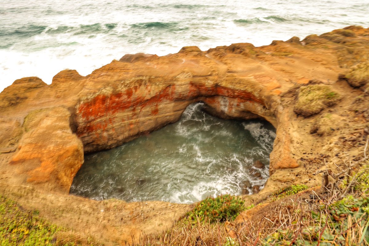 KristinSh77's tweet photo. Devils punch bowl…♥️ https://t.co/xxoQu9mgQY