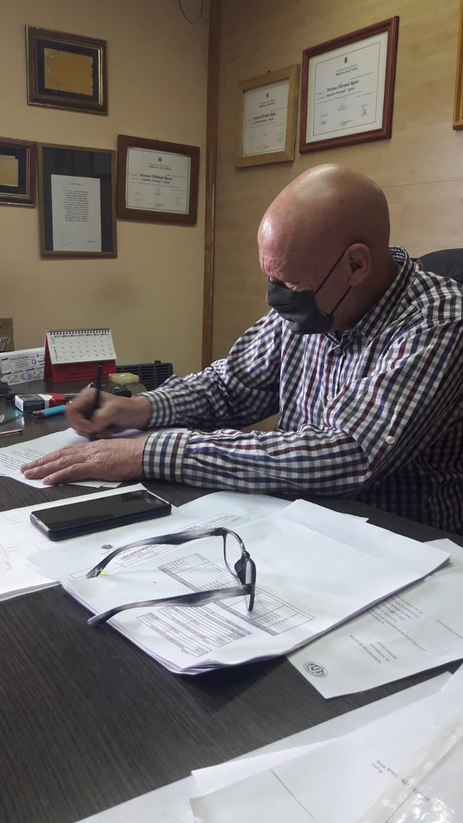 SOEMEyZO's tweet photo. SOEME y ZO acordó una recomposición salarial para los trabajadores y trabajadoras municipales de #Epuyen https://t.co/q4BHkYLE3C https://t.co/kEHZcrNdrs