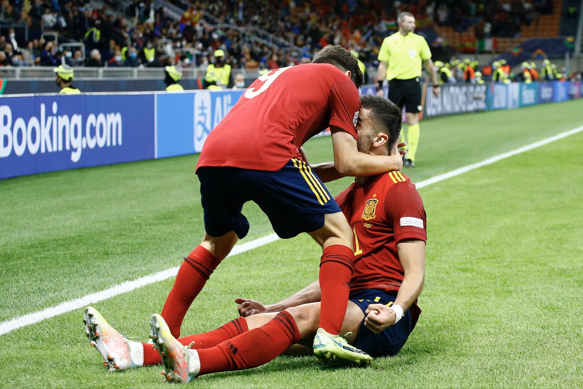ActuFoot_'s tweet photo. LA ROJA EST EN FINALE ! 🇪🇸 #NationsLeague https://t.co/LnH0E8jkQv