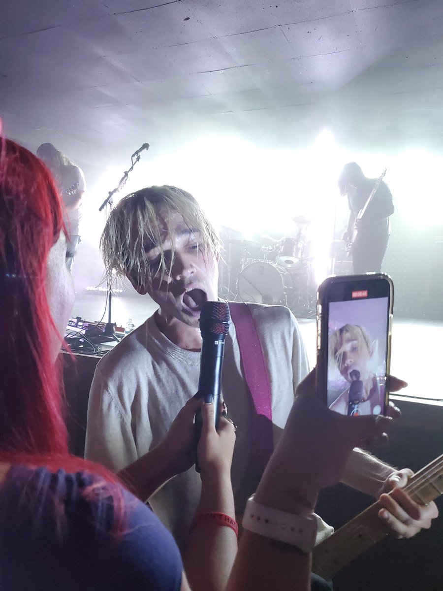 macbailey97's tweet photo. @Badflower  slayed @therave on Sunday. Thank you @BadflowerJosh for this amazing moment I will never forget! #ThisIsHowTheWorldEnds #badflower https://t.co/gJppyzLYFd