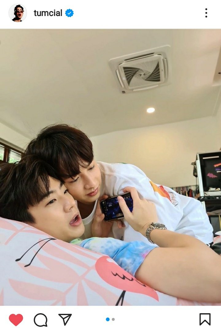 NightingaleATP's tweet photo. #1MOFFloveforGUN
#ออฟกัน
off most liked ig post

2020:                            2021:
759,278k 💚                  1M💚 https://t.co/LwrVR0WSJk