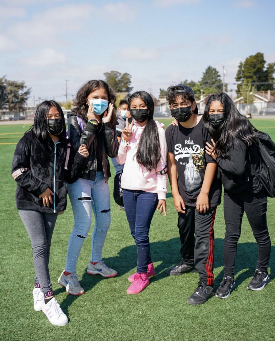 OUSDNews's tweet photo. Still need to get vaccinated? We've got you covered with several OUSD pop up vaccination sites scheduled over the next few days and beyond:

TOMORROW, THURSDAY, 10/7:

Oakland Tech 
4351 Broadway
11am-1pm

Skyline 
12250 Skyline 
12-2:15pm

Castlemont 
8601 MacArthur 
2-5pm https://t.co/aiVYHLfcZk