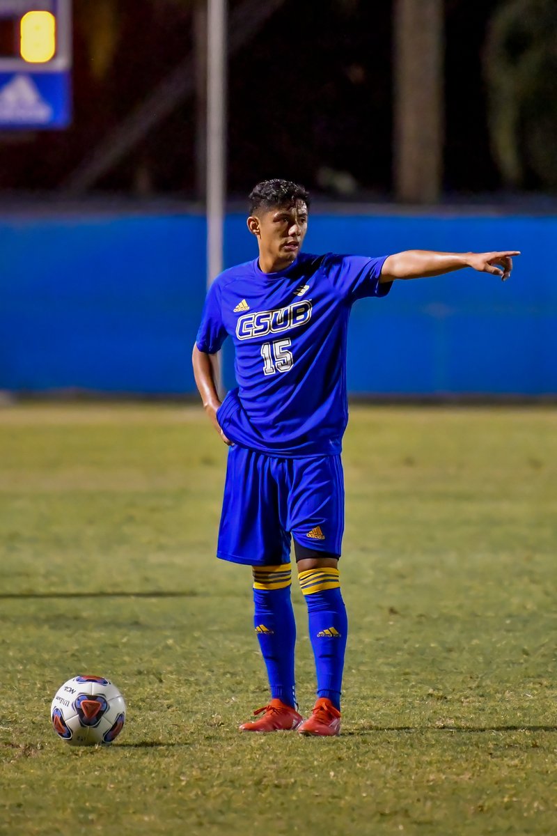 csub_msoccer's tweet photo. Sucre Herrera makes his 1st career start in goal and Carlos Armendariz starts in the midfield as @csub_football kicks off the ¡Viva Los `Runners! celebration w/ a line-up built by @BerchtoldCo &amp; live on @ESPNPlus #RunnersOnTheRise #GoBako https://t.co/oUY5VERZvI