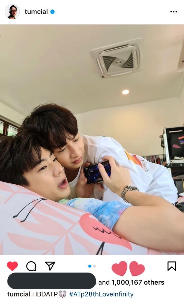 rinramint's tweet photo. ใครมันจะไปคิดว่าเจ็ดแสนกว่าตอนนั้นจะกลายเป็นล้านแตกได้ รักกันให้โลกรู้!

#1MOFFLoveforGUN
#ออฟกัน https://t.co/4JsErKrH3q