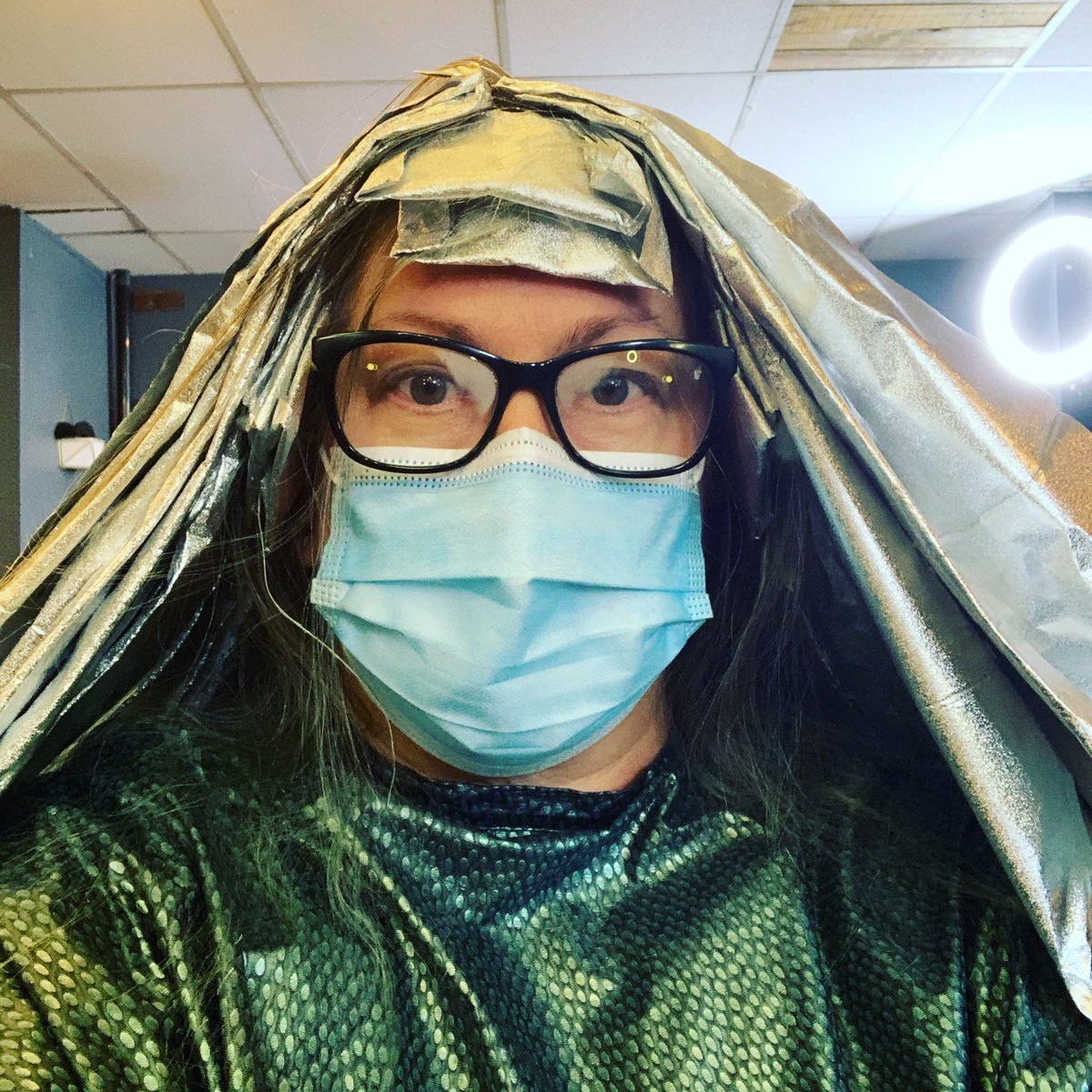 AkreCarrie's tweet photo. Tinfoil queen https://t.co/XooWVJfC0I