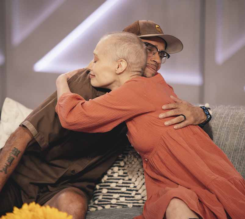 Life has a way of giving us exactly what we need when we least expect it. For breast cancer survivor Allie, that was her UPS driver Al, a fellow cancer survivor. Today on Kelly hear how the pair formed an unlikely friendship, plus an emotional surprise!