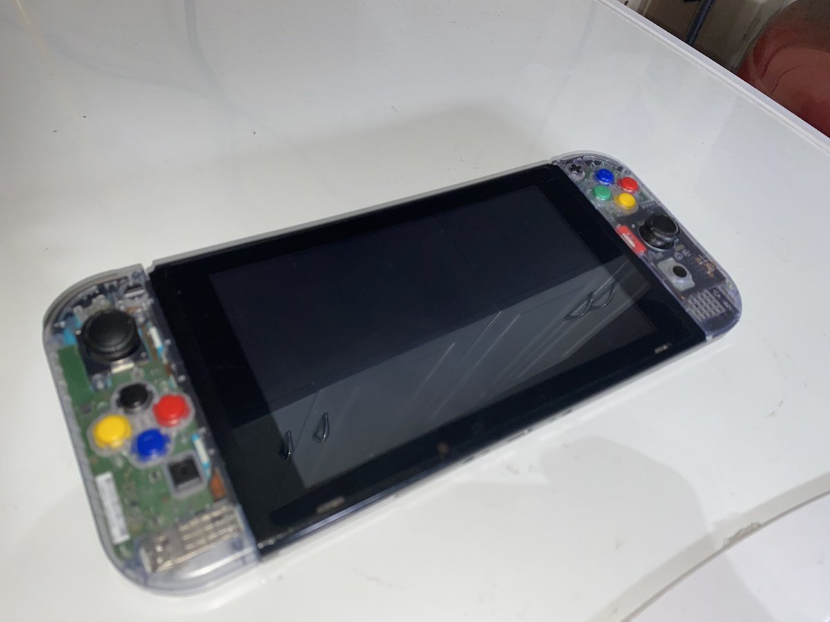 Lvl70M's tweet photo. Update pic on the joycons. #retroboy https://t.co/coDCpnTlOp