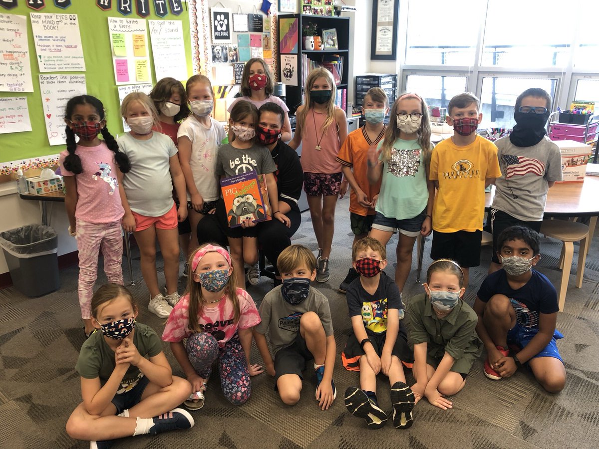We had SO much fun with our mystery reader <a href="/Toros1stGraders/">Toro's 1st Graders</a> last Friday. Check out the link below to sign up so that you can join us too! But remember… Shhh! It’s a secret! 

signupgenius.com/go/10c0d48afa7…