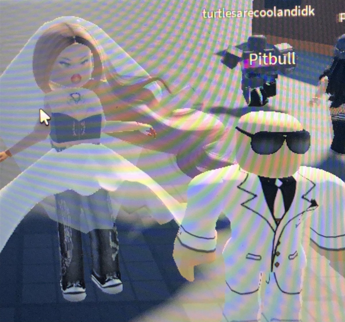 notsxnnocent's tweet image. im getting banned in the name of my streamer xx #robloxTOS ❤️🤞