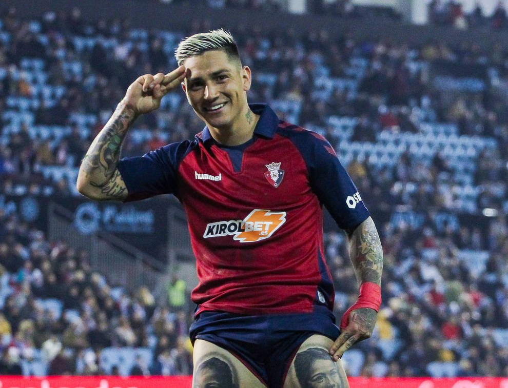 LaLigaenDirecto's tweet photo. #DATO 😈😈😈 

21/01/20 Fani le pone los cuernos a Cristopher. 
21/01/20 Chimy Ávila marca su último gol con Osasuna (2-3 vs Recre)

Desde entonces, Chimy no ha vuelto a anotar tras su lesión

06/10/21 Fani le vuelve a poner los cuernos a Cristopher
¡¡¡¡BIENVENIDO, COMANDANTE!!!! https://t.co/DQAXEjsEIO