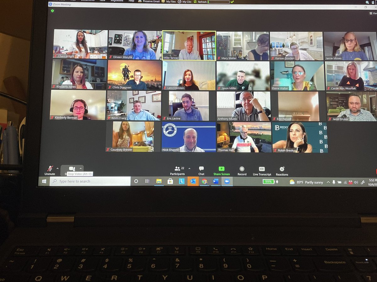 FlaBarAppellate's tweet image. Little known fact - @FLBarPresident @AttyMikeTanner was a bartender in a past life!  And now we are mixing up an Apple Smash.  #AutumnWithAPS