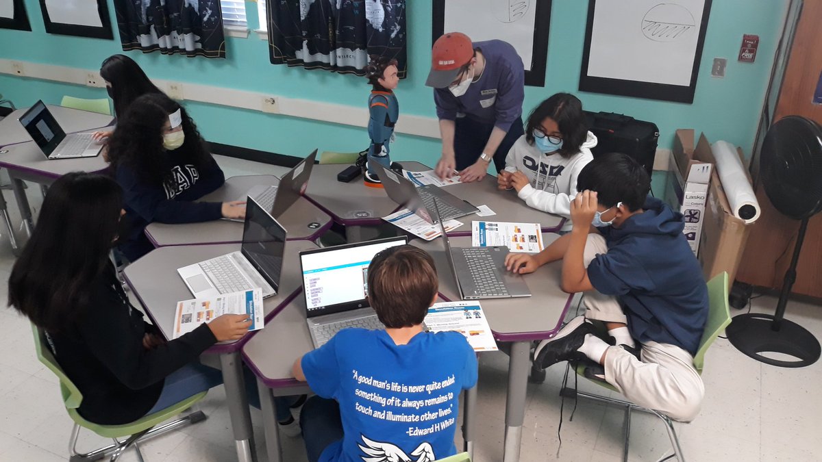 BWhirledCulture's tweet photo. CoderPals starting their 4th year serving the communities of Camelot, Montgomery, Serna, Walzem, Windcrest, and this year East Terrell Hills! We are so excited to meet our new friends at the elms and write some code! #CoderPals #DATADoes @dataedwhite @NEISD @YouthCodeJam https://t.co/UfyOaHej1W