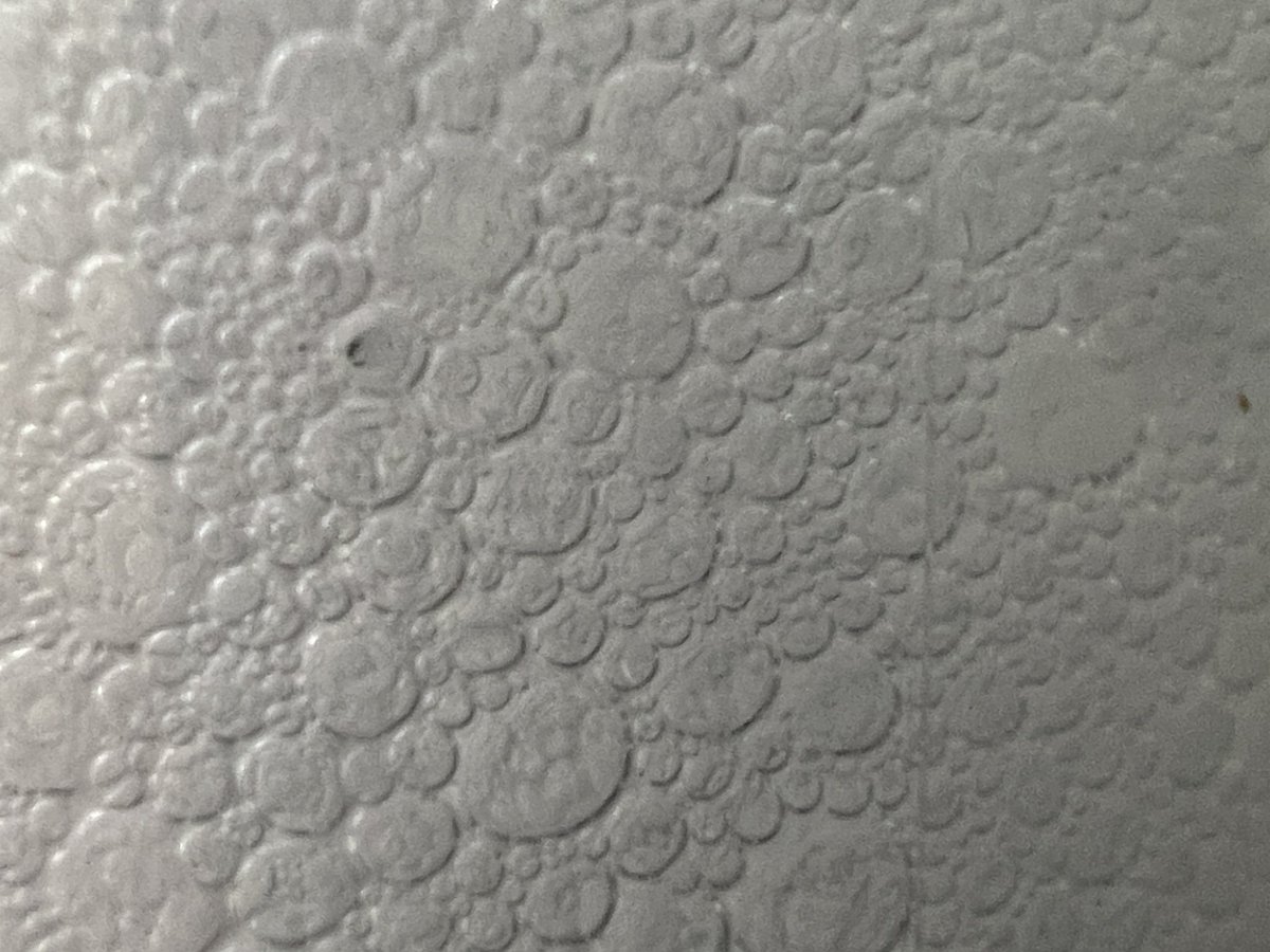 jimmygunawanapp's tweet photo. Newspaper Pulp and Soap Bubble #macro #HalideApp #NeuralMacro #iphone13pro https://t.co/3tInVuEuNE