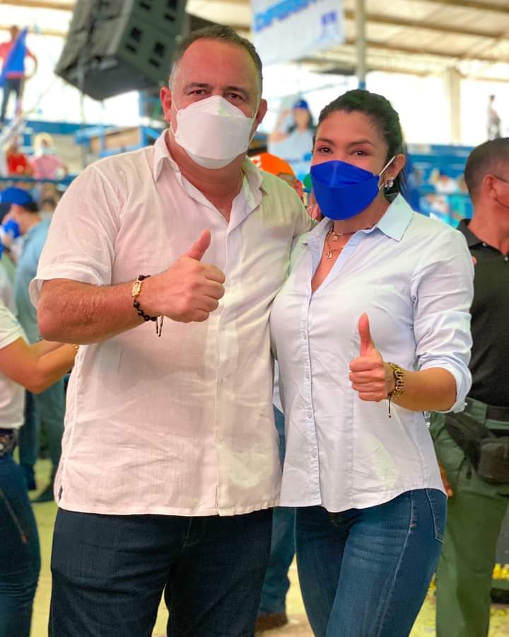 marnie_menardi's tweet photo. Líder Armando Calidonio, Gracias por demostrar excelencia en todas las actividades que realiza, Gracias por motivarnos al trabajo en equipo, por desafiarnos a alcanzar juntos el éxito. #ElCambioNoSeDetiene #YoSoySPS
Somos #ElMotorDeMiPais
#PapiALaOrdenPresidente
#MarnieMenardi244 https://t.co/Z636IVYbn0