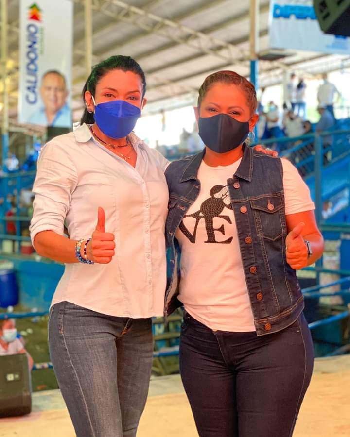 marnie_menardi's tweet photo. Líder Armando Calidonio, Gracias por demostrar excelencia en todas las actividades que realiza, Gracias por motivarnos al trabajo en equipo, por desafiarnos a alcanzar juntos el éxito. #ElCambioNoSeDetiene #YoSoySPS
Somos #ElMotorDeMiPais
#PapiALaOrdenPresidente
#MarnieMenardi244 https://t.co/Z636IVYbn0