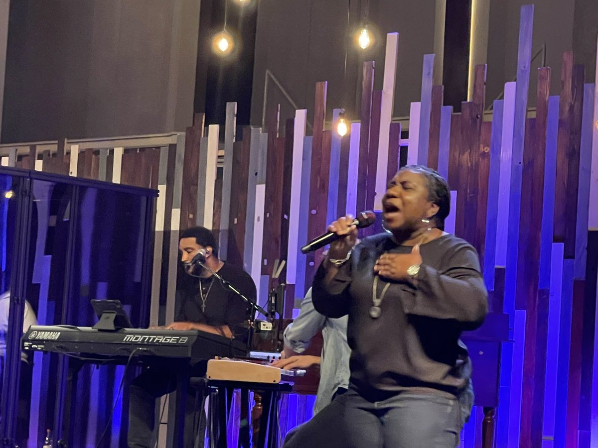 GroupPledge's tweet image. Do you have some memories you’d like to share from Shrink The Divide? We would love to see them. Please share them via #ShrinkTheDivide21