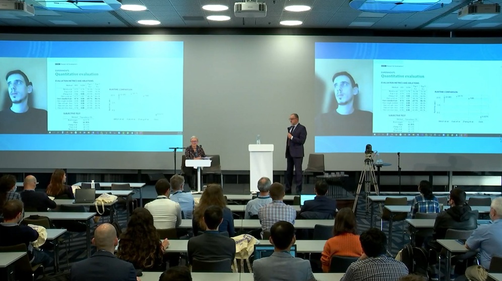 Great experience of hybrid <a href="/ieeeMMSP/">IEEE MMSP TC</a> 2021 thanks to the amazing work lead by Atanas Gotchev @TampereUni  and his team 👏👏
The photo shows how my colleague <a href="/marcgorriz/">Marc Górriz</a> presented his work today. The recording of the whole session is available on the virtual platform.