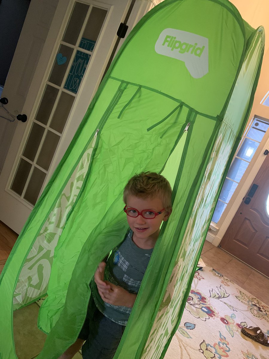 Danielle Moore tweet media