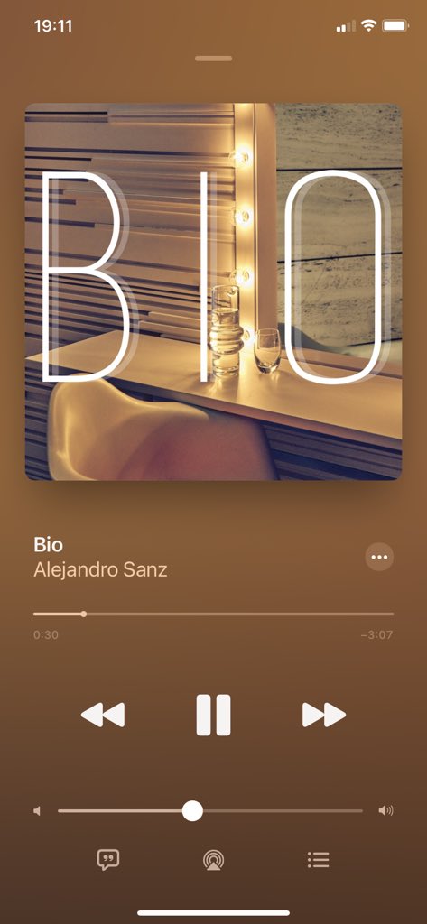 NoTengoNadaCh's tweet photo. Somos de esos extraños que cantamos sus cancioncillas a voz en grito 🎶

#BIO 
#GanarleAlMiedo 
@alejandrosanz 
#notengonadach 🇨🇱 https://t.co/xWsfaKuN9e