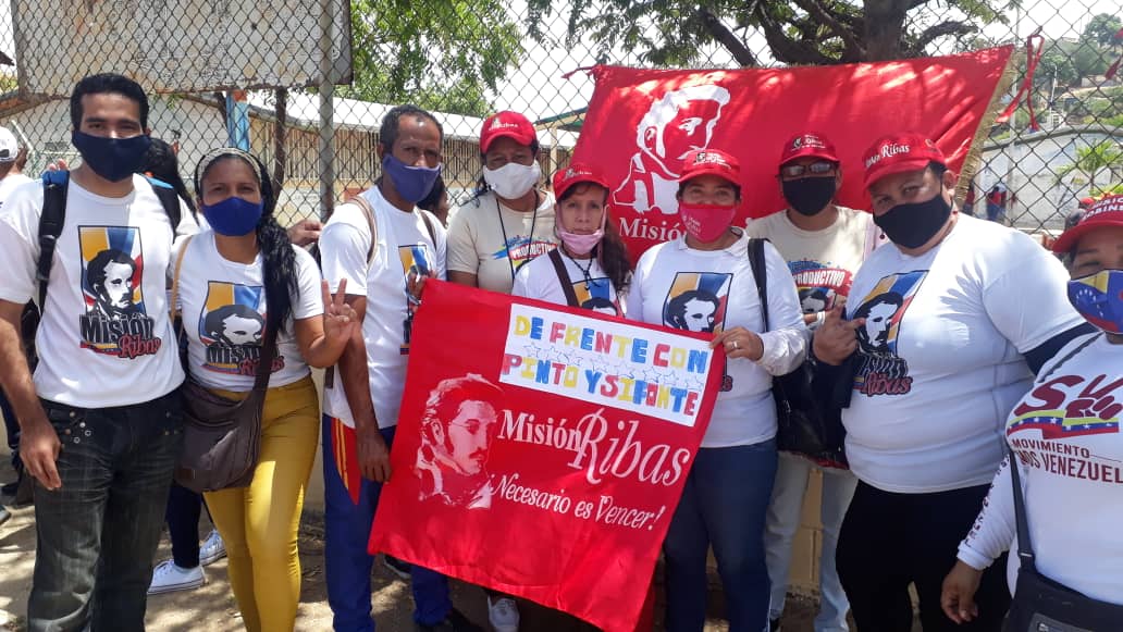 Nuestros Movimientos Sociales Activos y en batalla para las mega elecciones del #21N.
 Cuente Pdte <a href="/NicolasMaduro/">Nicolás Maduro</a> y cel batallón de #MisionRibas siempre presente y consecuente con el camarada <a href="/dcabellor/">Diosdado Cabello R</a> @MPPEDUCACION
<a href="/_LaAvanzadora/">Yelitze Santaella</a>
<a href="/DhelizAlvarez/">Dheliz Álvarez</a>
#ProduccionEnMarcha