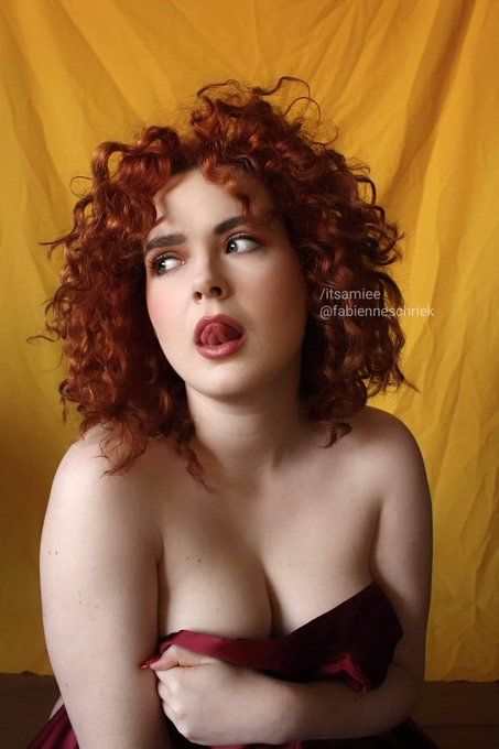 Thinking about...🥰  #CurvyGirlsRock #cleavage #curls #curvy #curvybeauties #curvybeauties #curvygoddess<a href="/tag/curvygirlsrock"class="tags">#CurvyGirlsRock</a><a href="/tag/cleavage"class="tags">#cleavage</a><a href="/tag/eyes"class="tags"><span>#eyes</span></a><a href="/tag/curvy"class="tags"><span>#curvy</span></a><a href="/tag/sexy"class="tags"><span>#sexy</span></a><a href="/tag/curls"class="tags"><span>#curls</span></a><a href="/tag/redhead"class="tags"><span>#redhead</span></a><a href="/tag/ginger"class="tags"><span>#ginger</span></a><a href="/tag/naughty"class="tags"><span>#naughty</span></a>