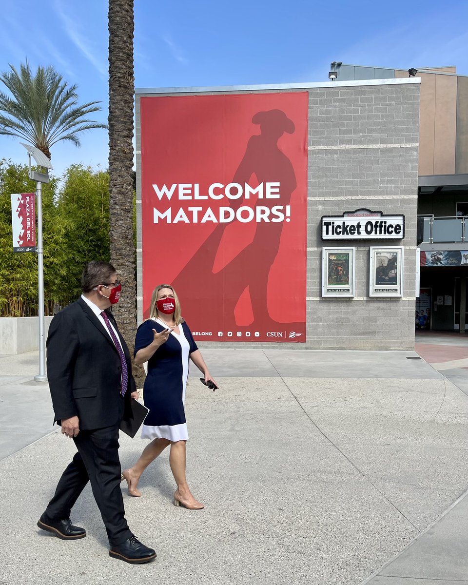 JosephICastro's tweet photo. Enjoyed a walking tour of @csunorthridge today with Prez Beck. Looking forward to my next visit to campus!  Go Matadors! https://t.co/stDH0ZtUJJ