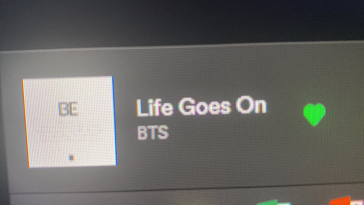 hoonmyuniverse's tweet photo. mi mood desde q veo como compran las entradas del concierto💔 #btsconcertLA https://t.co/SwMUXzAfar