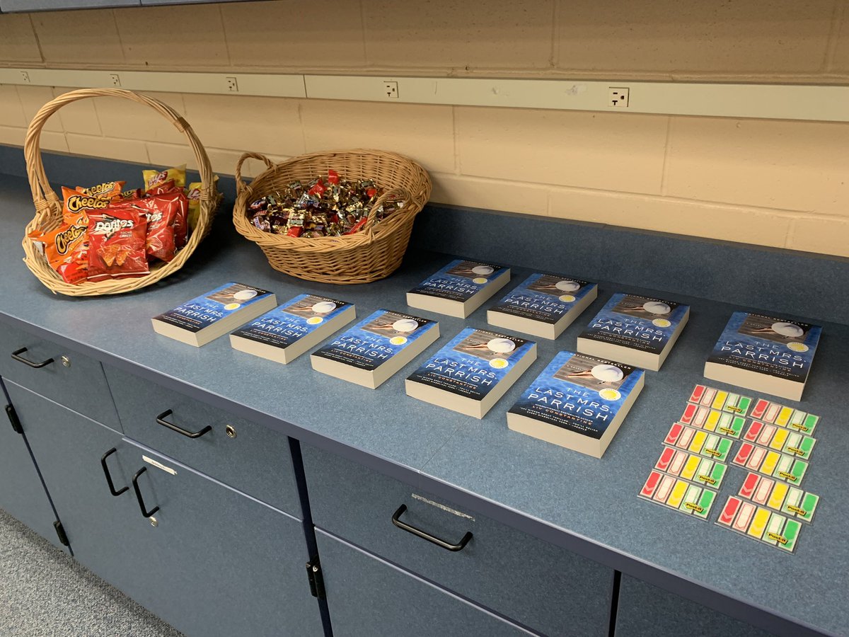 EmilyWilsonMCPS's tweet photo. One of my favorite days of the month—faculty book club! We had a lovely discussion about #TheLibraryBook by @susanorlean and got our new book #TheLastMrsParrish by @LivConstantine2. 📚 #happyreading #readersareleaders #westportreads #WPHSlibrary https://t.co/s34cIBYlm3