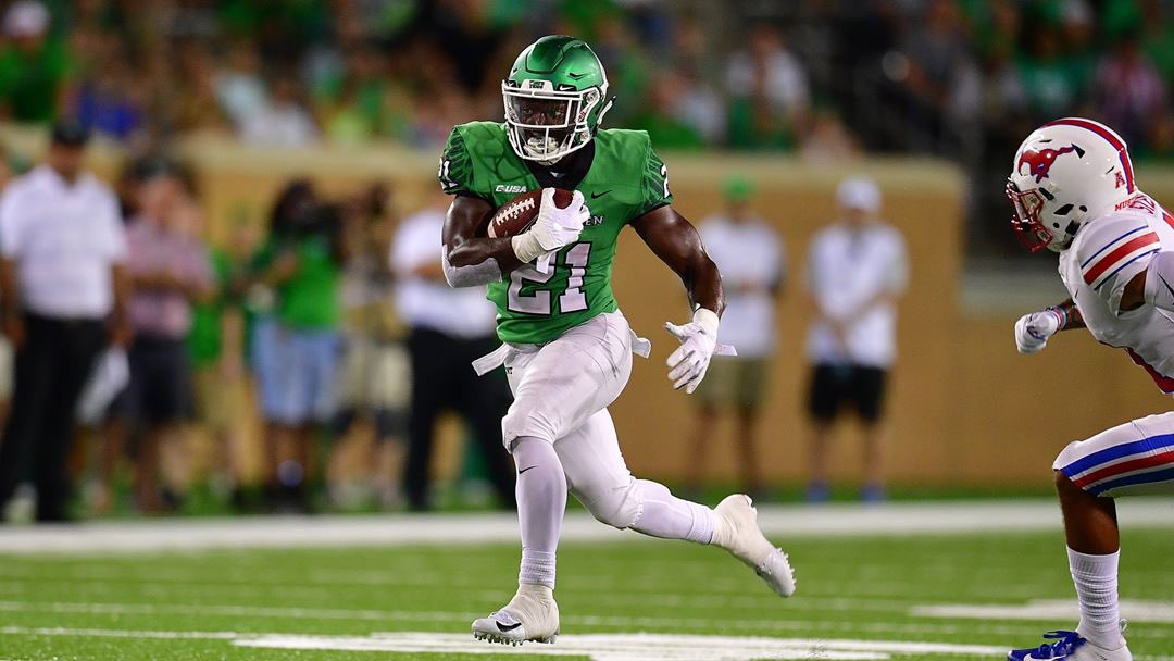 TaureanYork5x's tweet photo. Blessed to receive an offer from The University of North Texas 💚🦅 #GMG    @CoachJimGush @SethLittrell @CoachJosephUNT @CoachStew_TTR @_Recruit_Temple https://t.co/3goTzD9Dpx