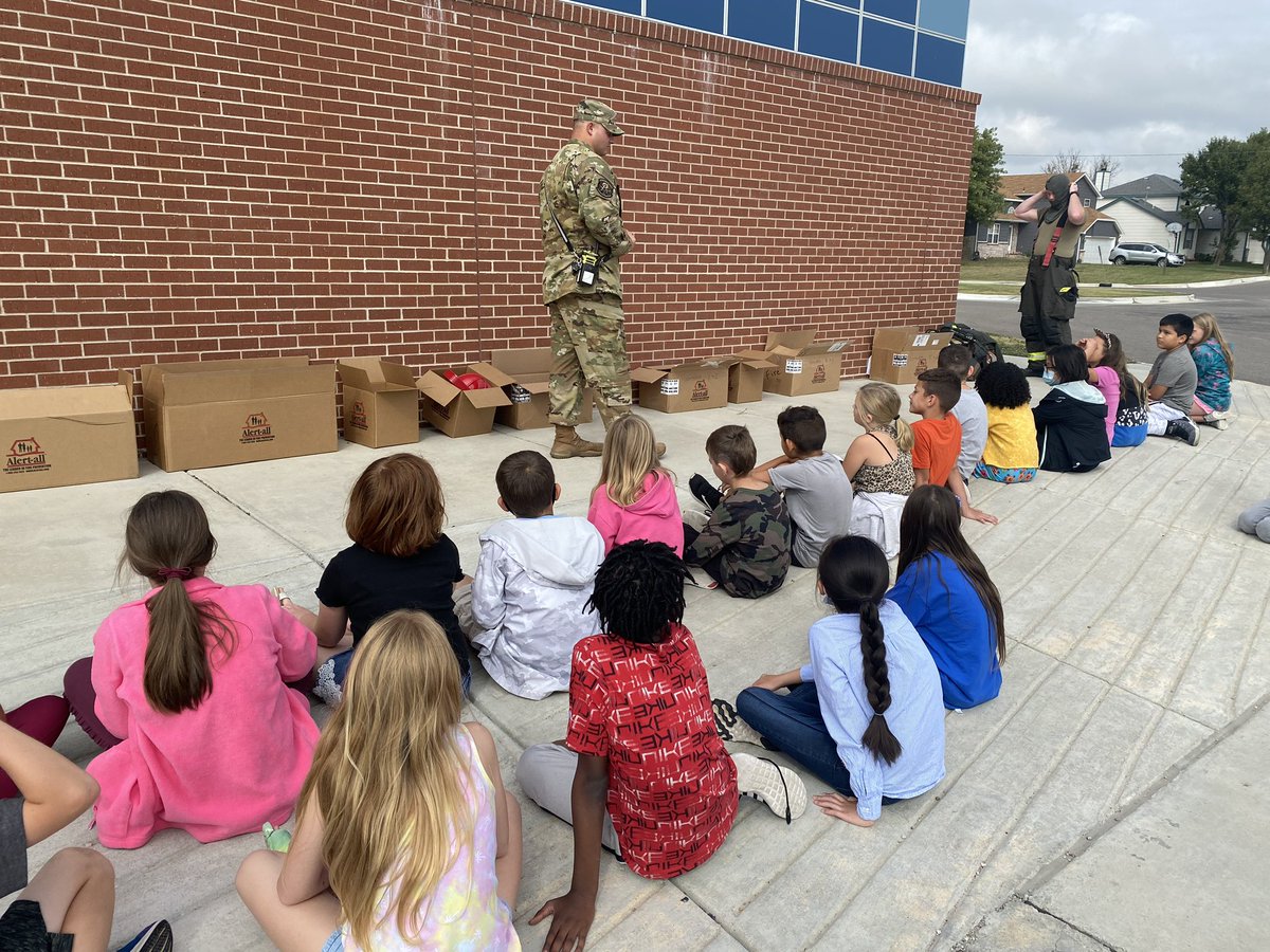 clarksfourthgrd's tweet photo. Fire Safety talk with McConnell Firefighters! #4thgrade #wineteerstrong #derbypride @wineteerusd260 https://t.co/m7pYbnQX0S