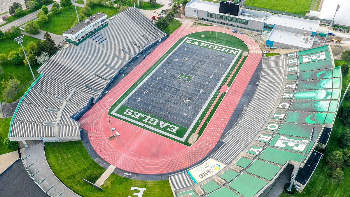 javante_mackey's tweet photo. Blessed to receive an offer from Eastern Michigan football🟢⚪️@EMUFB @CoachBenNeedham https://t.co/okRGedLuuy