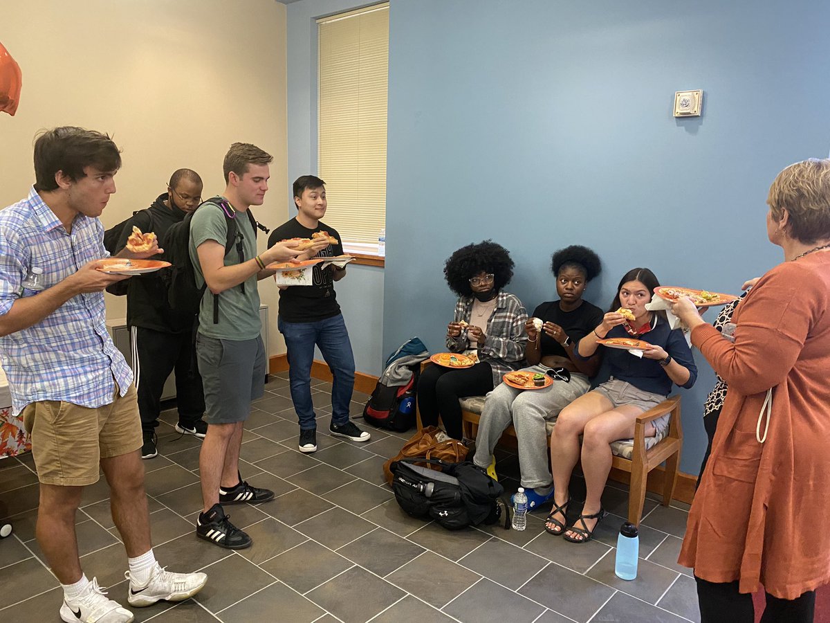 We will miss <a href="/KarenMoss28/">Karen Moss</a> as she embarks on her new exciting career. All the students came together to wish her well. <a href="/MUEngLdrInst/">Lilly Leadership Institute</a>