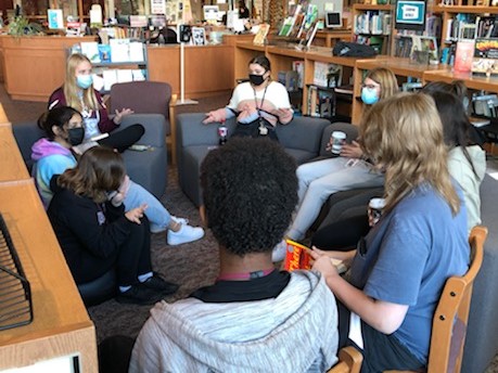 BelWestEnglish's tweet photo. Students in the BW Book Club gather to discuss their first selection of the year--There There by Tommy Orange. Lots of great conversation!
#BWEnglish #BWReads #BTHS201 @MaroonWay201 https://t.co/M9cZf8FyJT