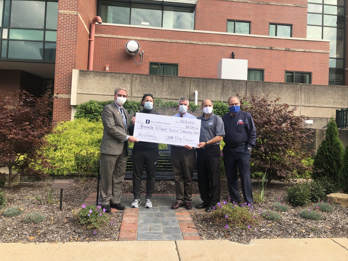 STVMBoysSoccer's tweet photo. So blessed to present our contribution to the Brenda K. Powell Memorial Scholarship Fund today at @AkronChildrens while visiting the garden planted in Brenda’s honor. Full post at: https://t.co/YGIZW9WEse 🍀💚🍀#IrishFamily @stvmirish @STVMAthletics https://t.co/Gcmhe7RGl9