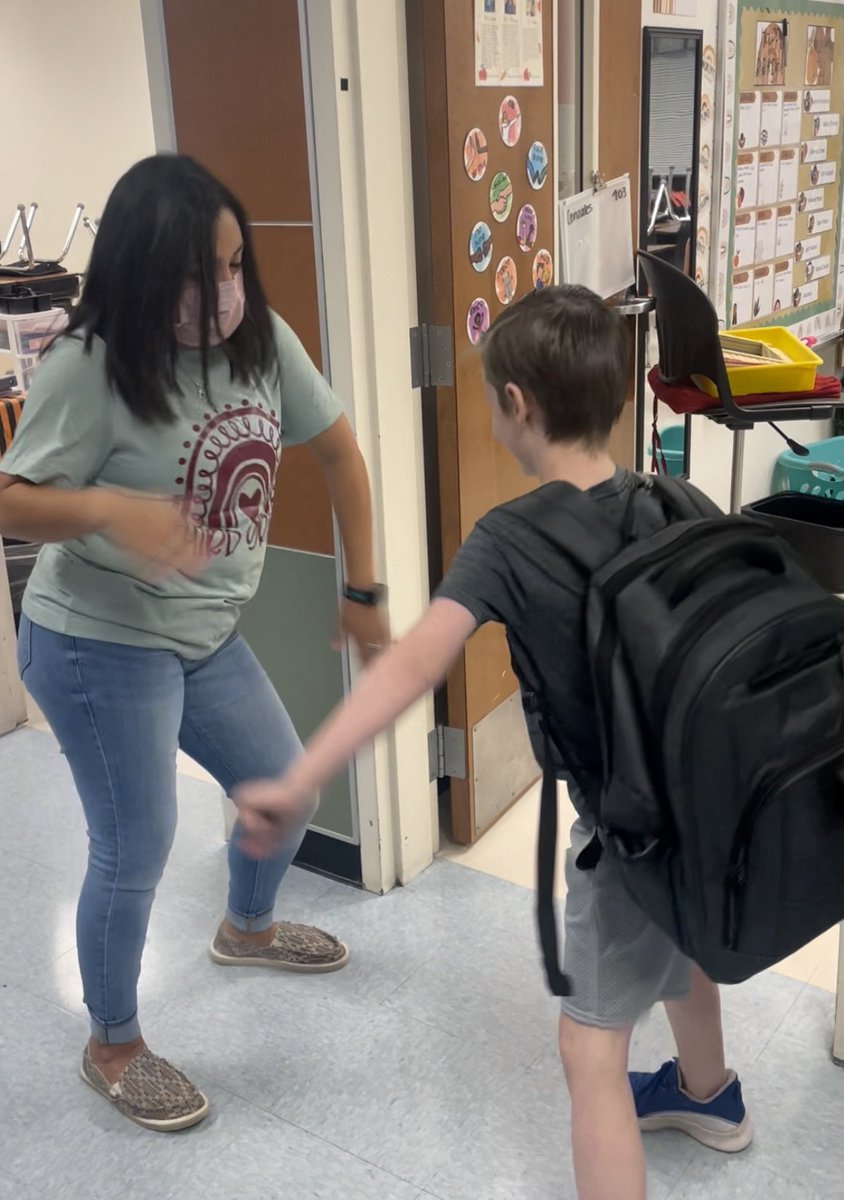 jenvankleef's tweet photo. Elbows? Fist Bump? Hug? Dancing? MES teachers start each day by connecting with kids! #allin #mesjoy @NicoleG_MES @EmilyLoftin4 @ElenaG4thgrade https://t.co/rYxOUZDUVn