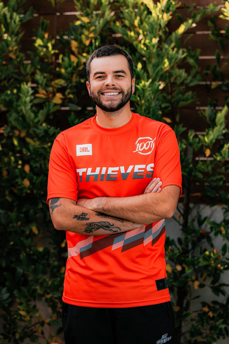 100 Thieves tweet media