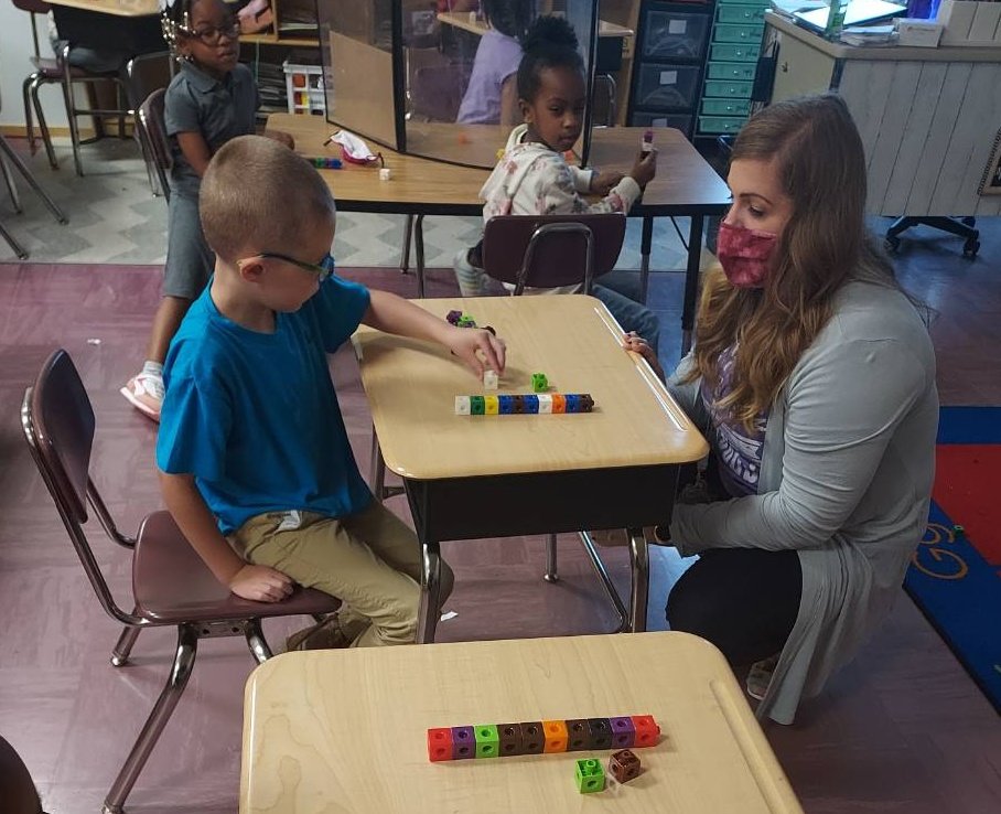 MrsManning517's tweet photo. Hands up when you build the teen number! The students loved trying to build the teen number the fastest! #drivenbysuccess #RCE_HCS #WeAreRACERS https://t.co/50eHMBb1pm