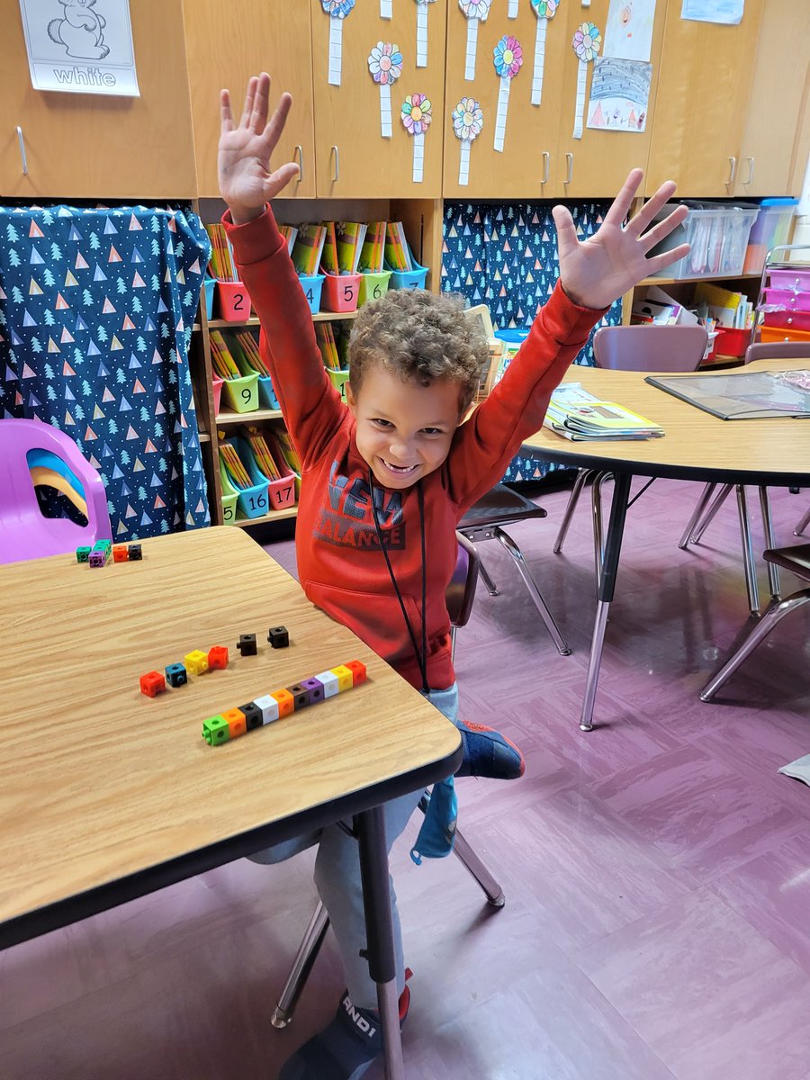 MrsManning517's tweet photo. Hands up when you build the teen number! The students loved trying to build the teen number the fastest! #drivenbysuccess #RCE_HCS #WeAreRACERS https://t.co/50eHMBb1pm