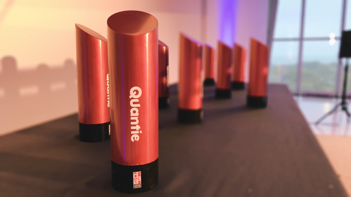 It’s that time again. We’re about to award the top people and companies in the Analytics game the 4th Annual Quantie Awards. Live from Chicago! #theoneconference