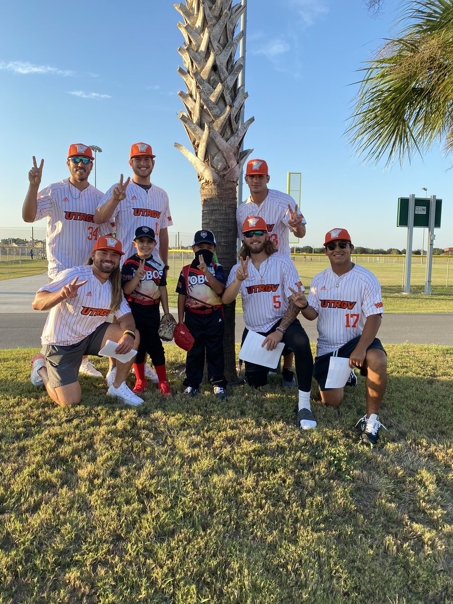 Seth Jones tweet media