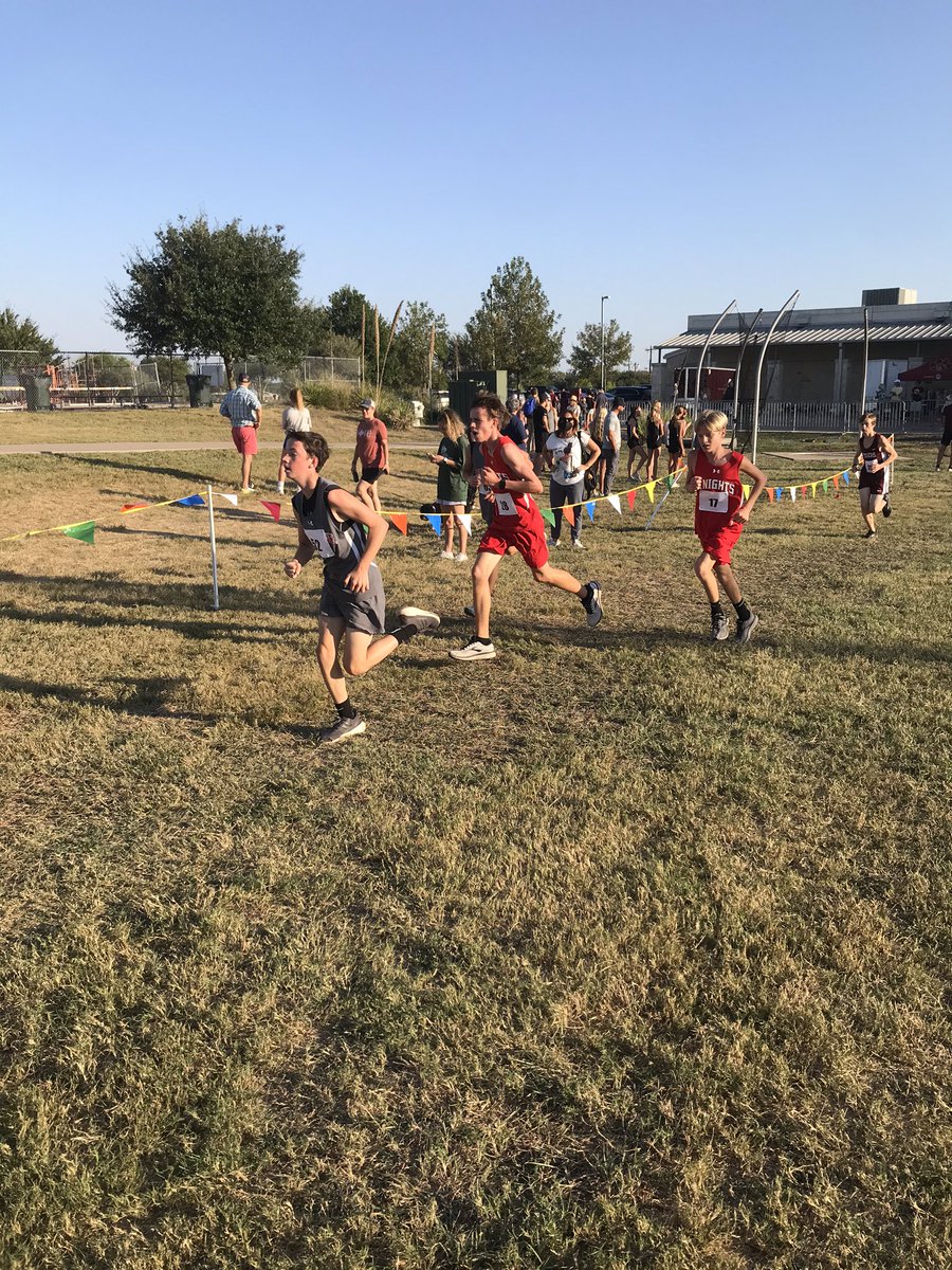 LT_Golden's tweet photo. District Meet 8th Grade #GottaRun  @LTMSAthletics @LakeTravisMS https://t.co/gme1jIoShz
