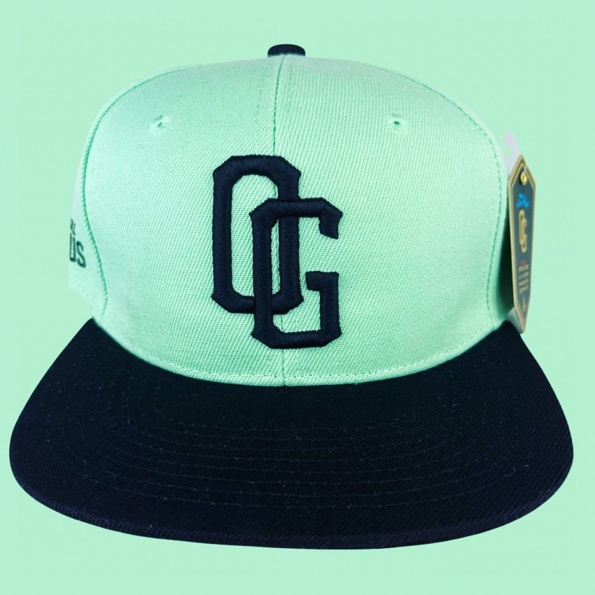 geniusoriginals's tweet photo. OG mint snapbacks are flying only a few left of this limited edition color drop.
#aimhigh #OG #officialgenius #OGhats https://t.co/g3myVZQcfR