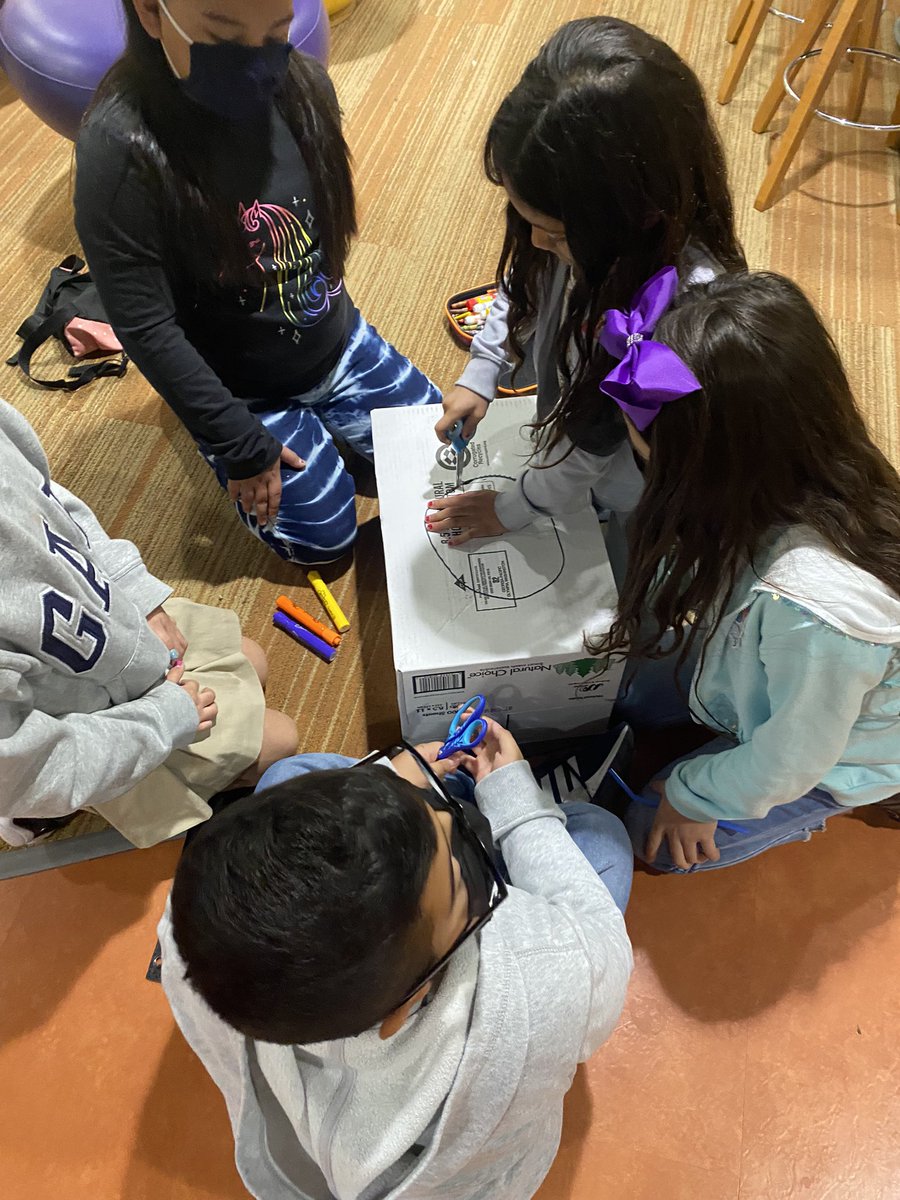 kahernandezPHE's tweet photo. #STEAM challenge today for our second graders was a hit! #teamSISD #PHE #intersessionfun https://t.co/XtYrZPjXRE