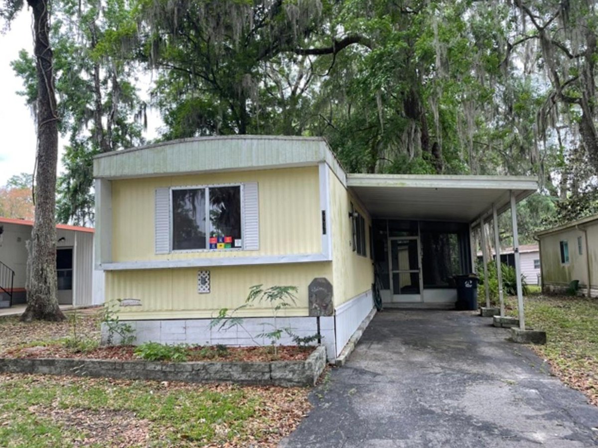 ShowPalHQ's tweet photo. 🌴JUST LISTED!🌴  2244 NW 47th Ct, Ocala, FL
2 Beds | 2 Baths | 780 sq ft | $21,000
👉Schedule a tour! https://t.co/i2zkNtGFJn

#justlisted #newlisting #homeforsale #propertylisting #floridarealestate https://t.co/tLbYAFecyL