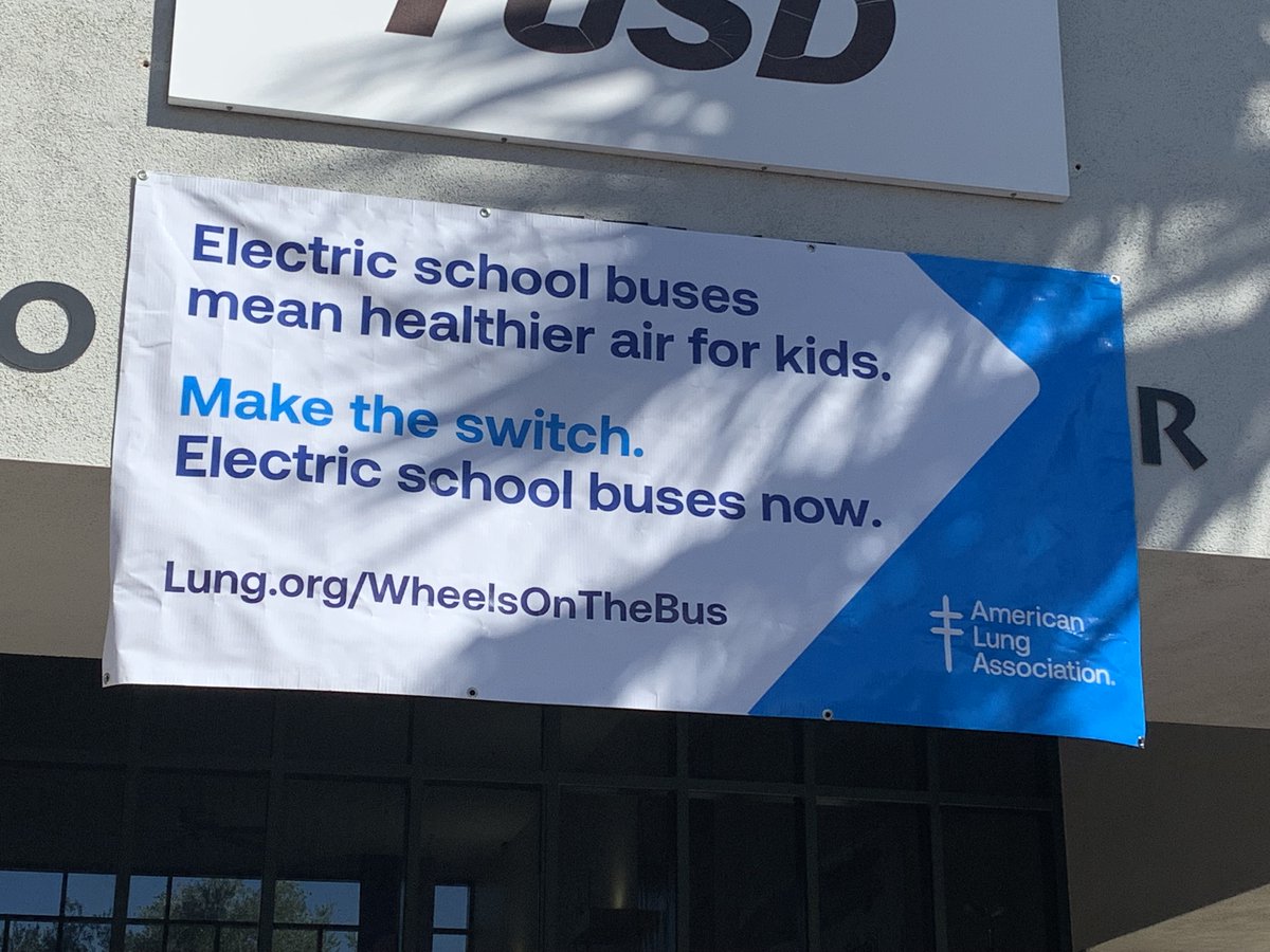 AzAsthma's tweet photo. American Lung Association press conference today with the Mayor and TUSD Superintendent. We need to pass this infrastructure bill and provide schools with funds to upgrade to electric buses.  Thank you Lynn Gerald, PhD, MSPH for speaking on our behalf! https://t.co/uApcmxfXCe