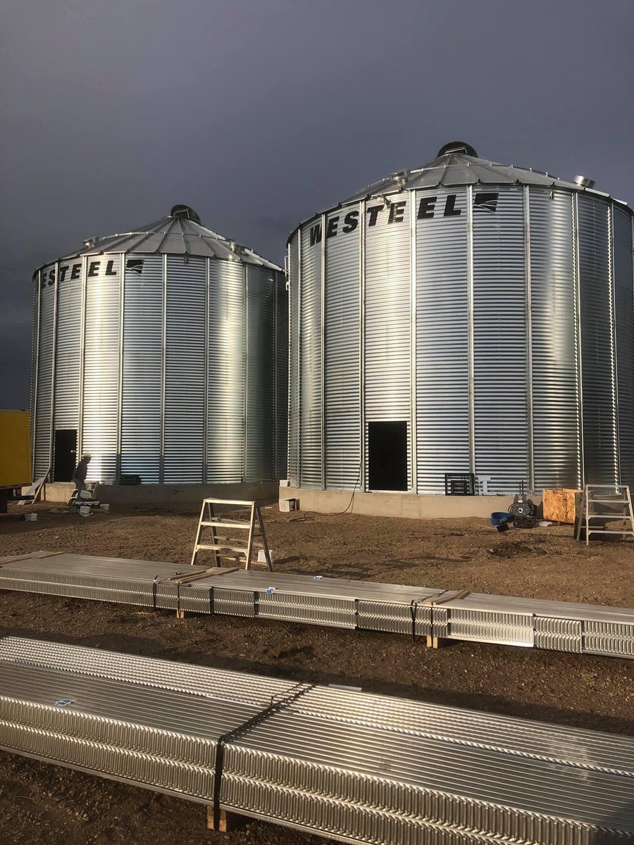 shymmer33's tweet image. Something about big bins getting built! #Westeel #Fallviews