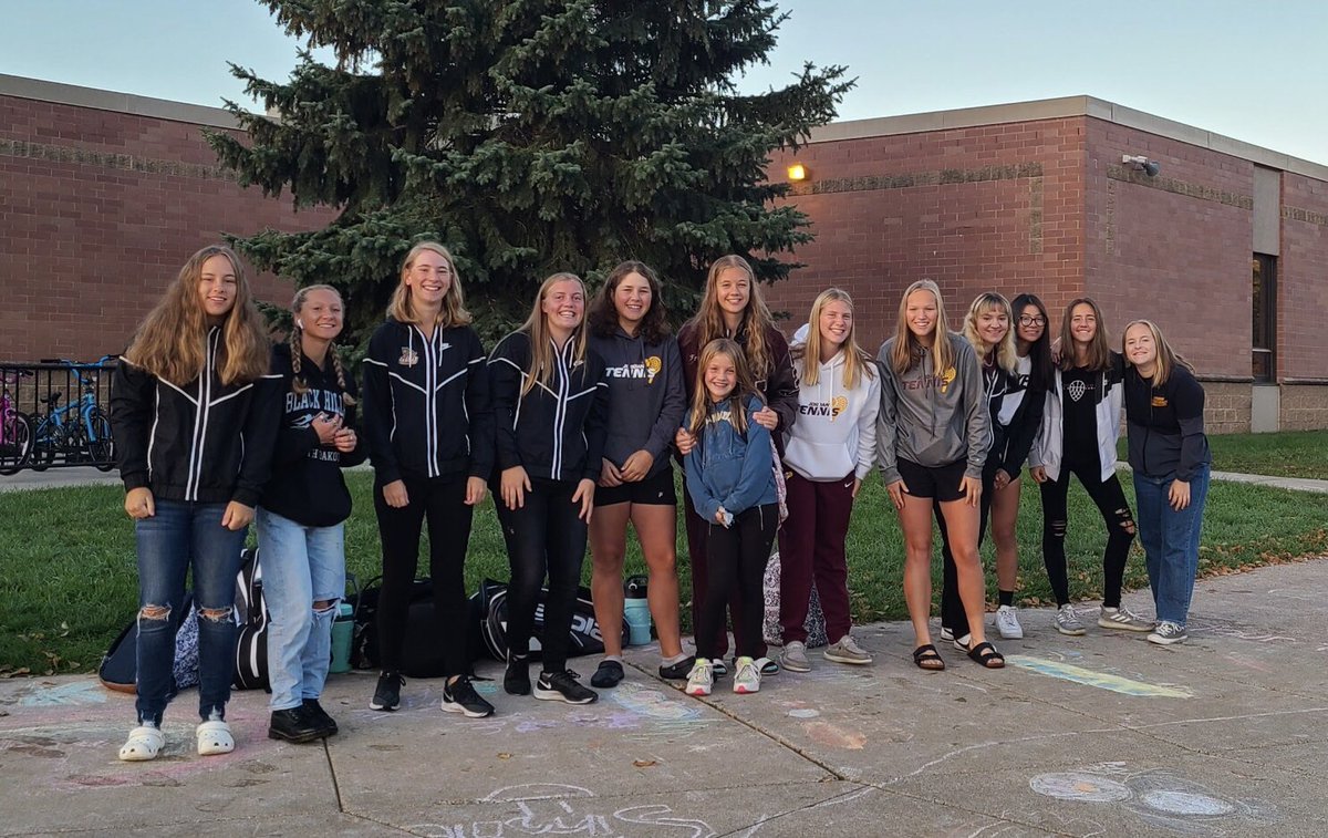 Jaguar Tennis team was welcoming the JES students to school on Walk-Ride Your Bike to School Day!