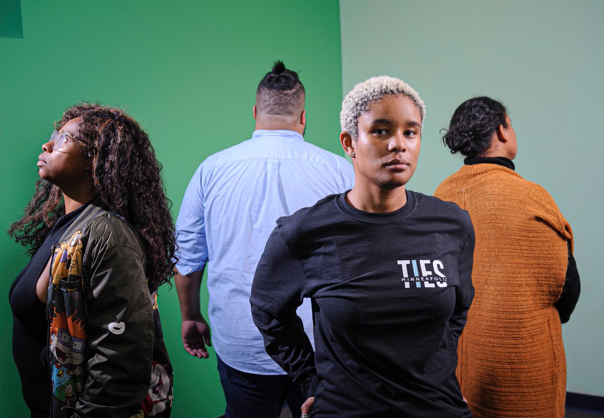 ChainReactionTP's tweet photo. WHITE PRIVILEGE, by Malaina Moore, directed by Justin Cervantes,  10/22-11/7 at 8 Twin Cities locations. Advance tickets recommended at https://t.co/GYg4hplL0E. Pictured L to R: Madeline Karita Fleming, Kaz Loren, Nandi Tippett, Tia Tanzer. Photo by Bruce Silcox.
#whiteprivilege https://t.co/oH6PQdKdG7