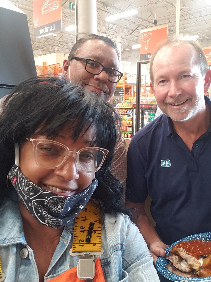 Bernade80165943's tweet photo. Part https://t.co/hrL96H8Pxo our Team was appreciated with our Glidden Rep Mike Anton for all our hard https://t.co/XMhjgKuM4q Team. https://t.co/gX68SjYrR1