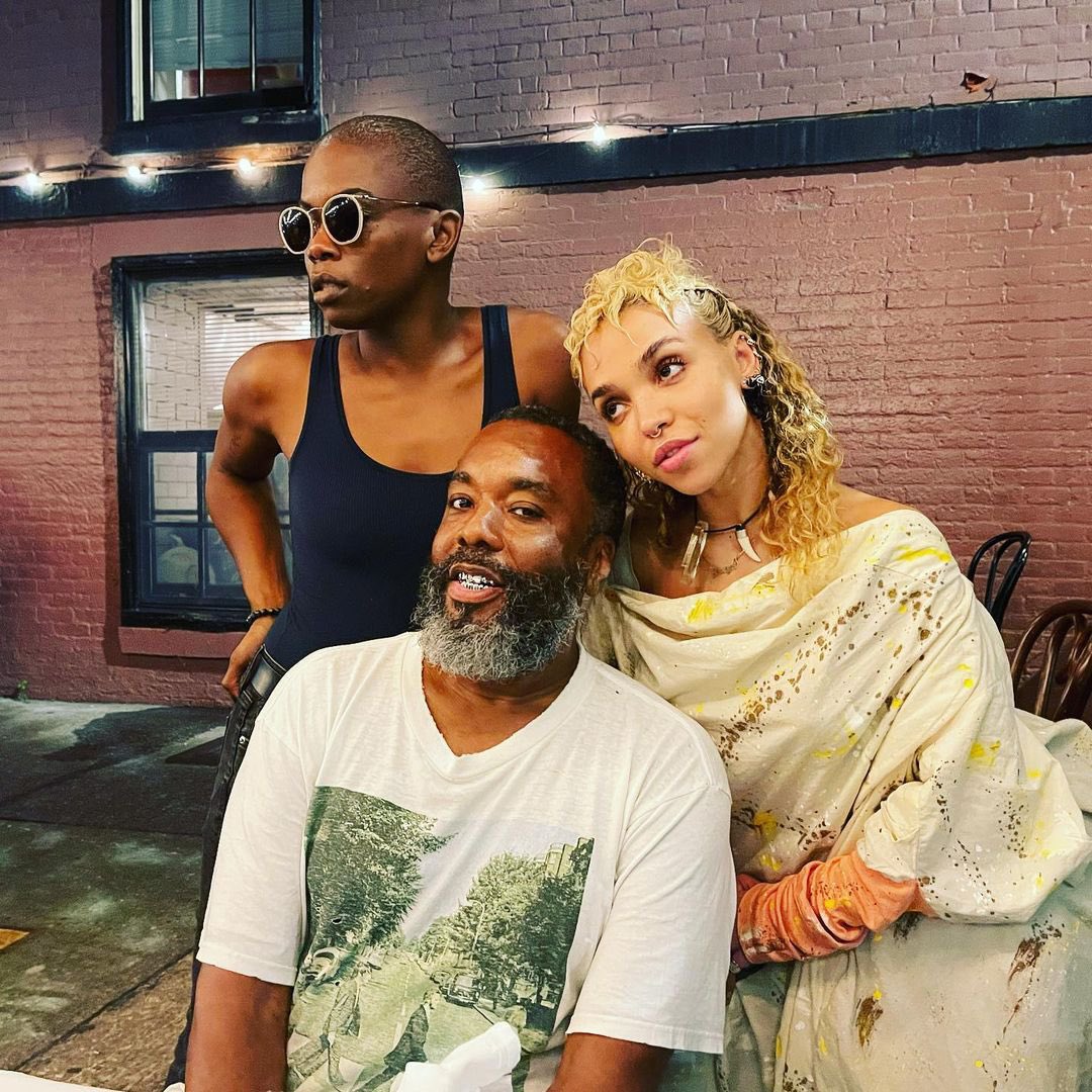 FBDvdFqVIAA-wAn?format=jpg&name=medium